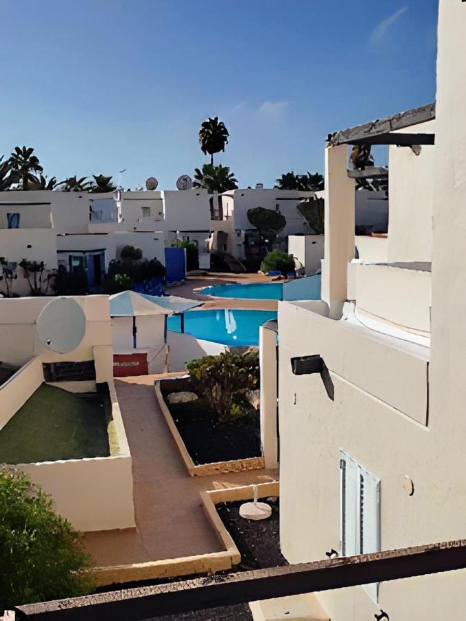 Red Hibiscus Corralejo Irent Fuerteventura Apartment Exterior photo