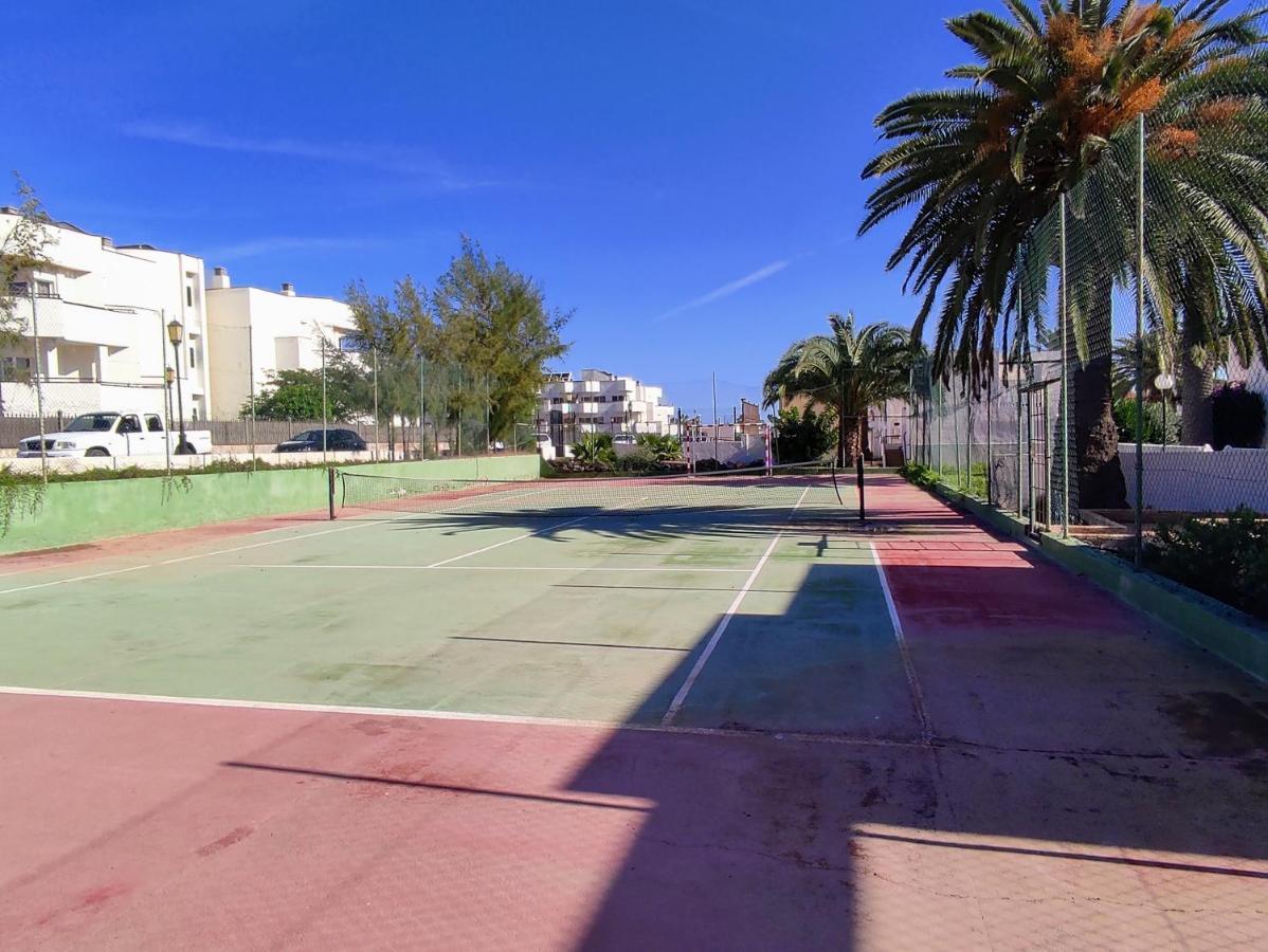 Red Hibiscus Corralejo Irent Fuerteventura Apartment Exterior photo
