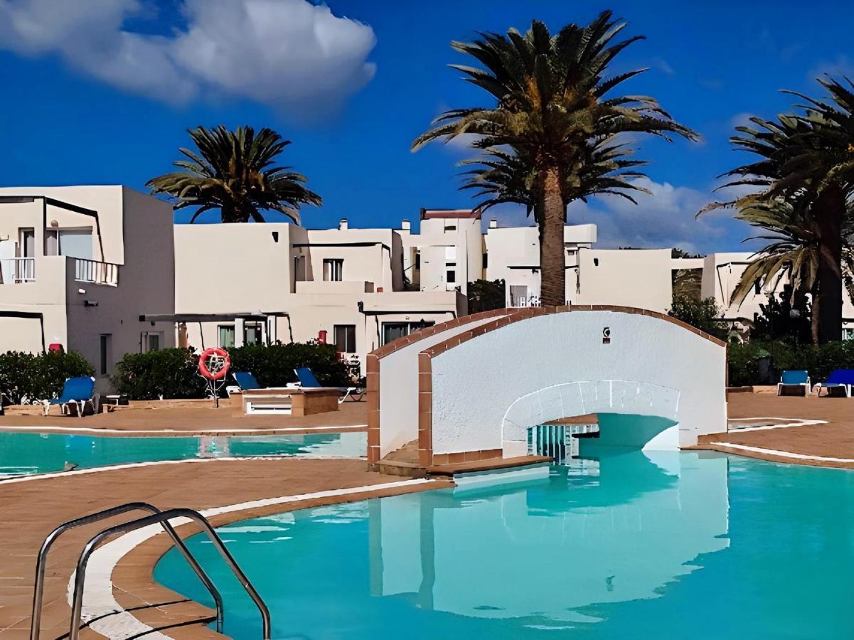 Red Hibiscus Corralejo Irent Fuerteventura Apartment Exterior photo